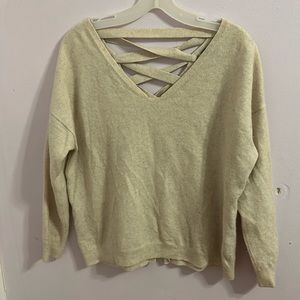 Beige cashmere sweater by aqua in Bloomingdale’s size large
